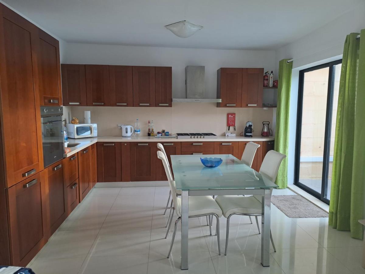 Lucky Spot Apartment Xlendi Exterior photo